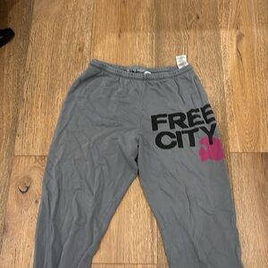 Grey free city sweatpants size small barely worn very good condition